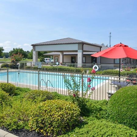 Briarwood Inn Of Geneva المظهر الخارجي الصورة
