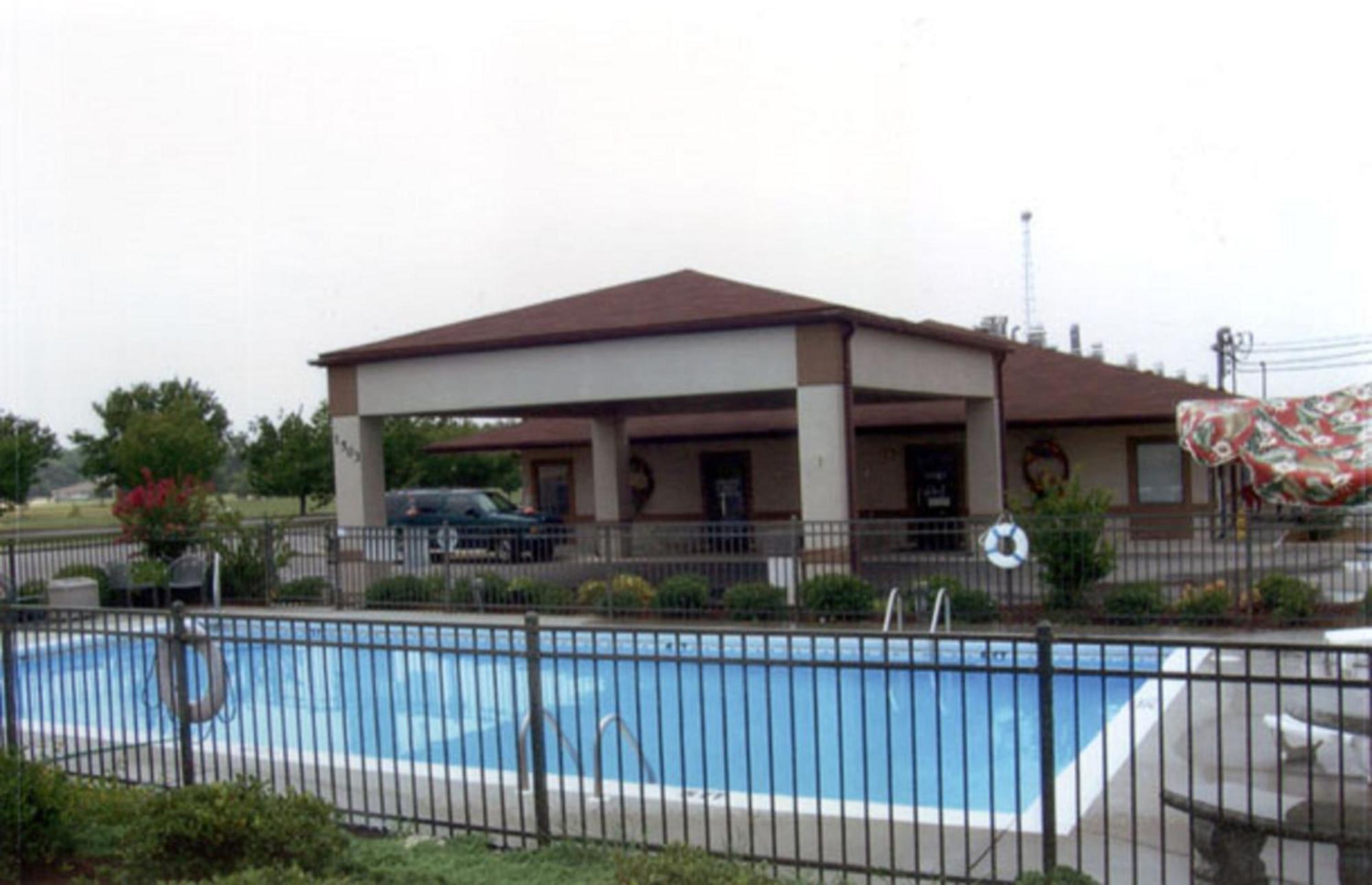 Briarwood Inn Of Geneva المظهر الخارجي الصورة